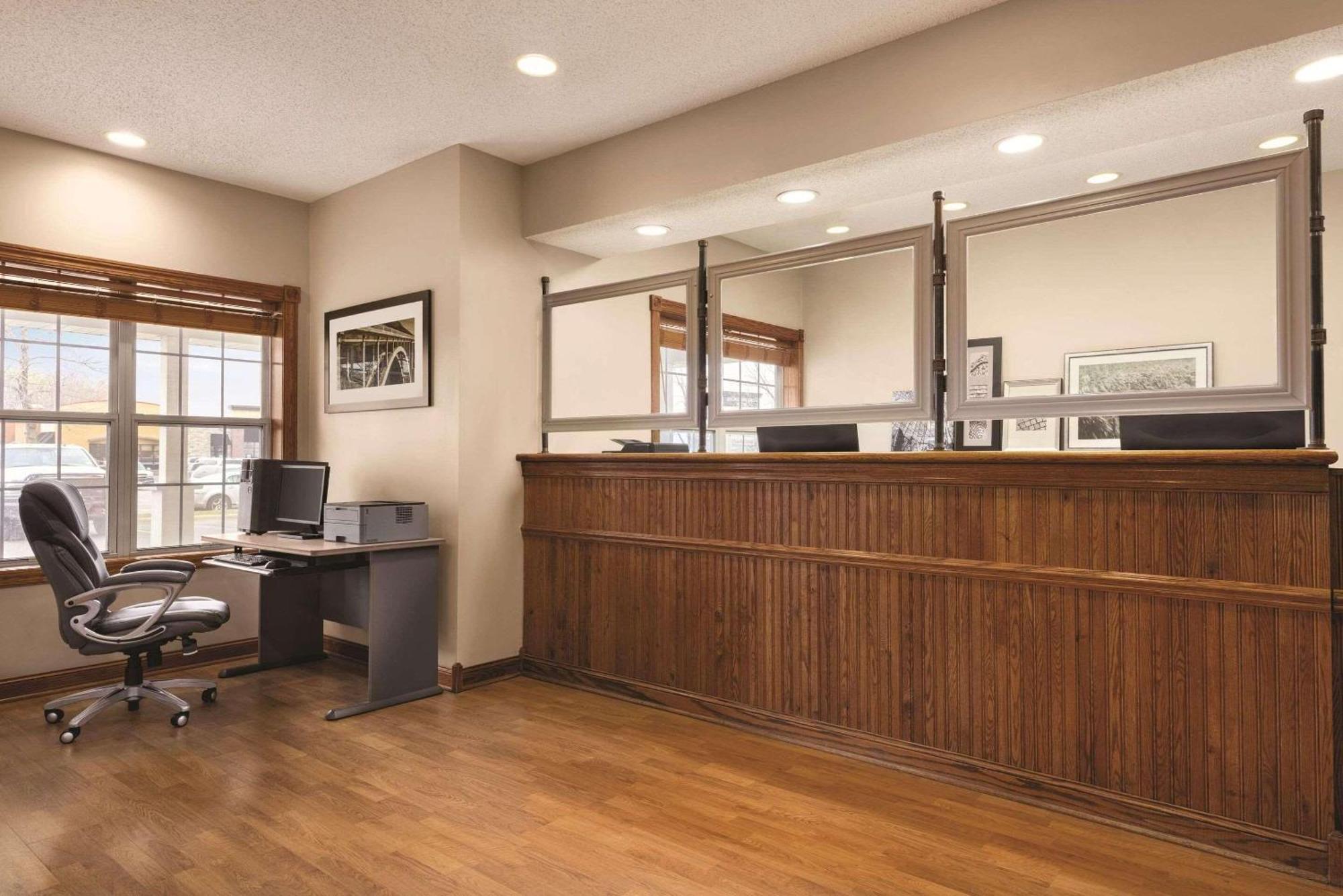 Country Inn & Suites By Radisson, Forest Lake, Mn Zewnętrze zdjęcie