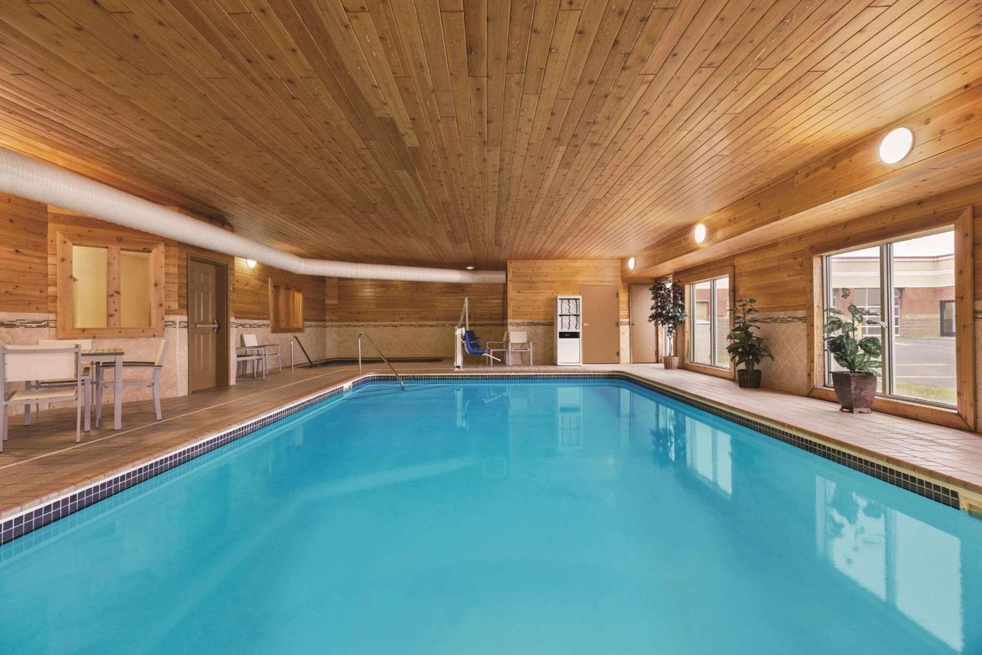 Country Inn & Suites By Radisson, Forest Lake, Mn Zewnętrze zdjęcie